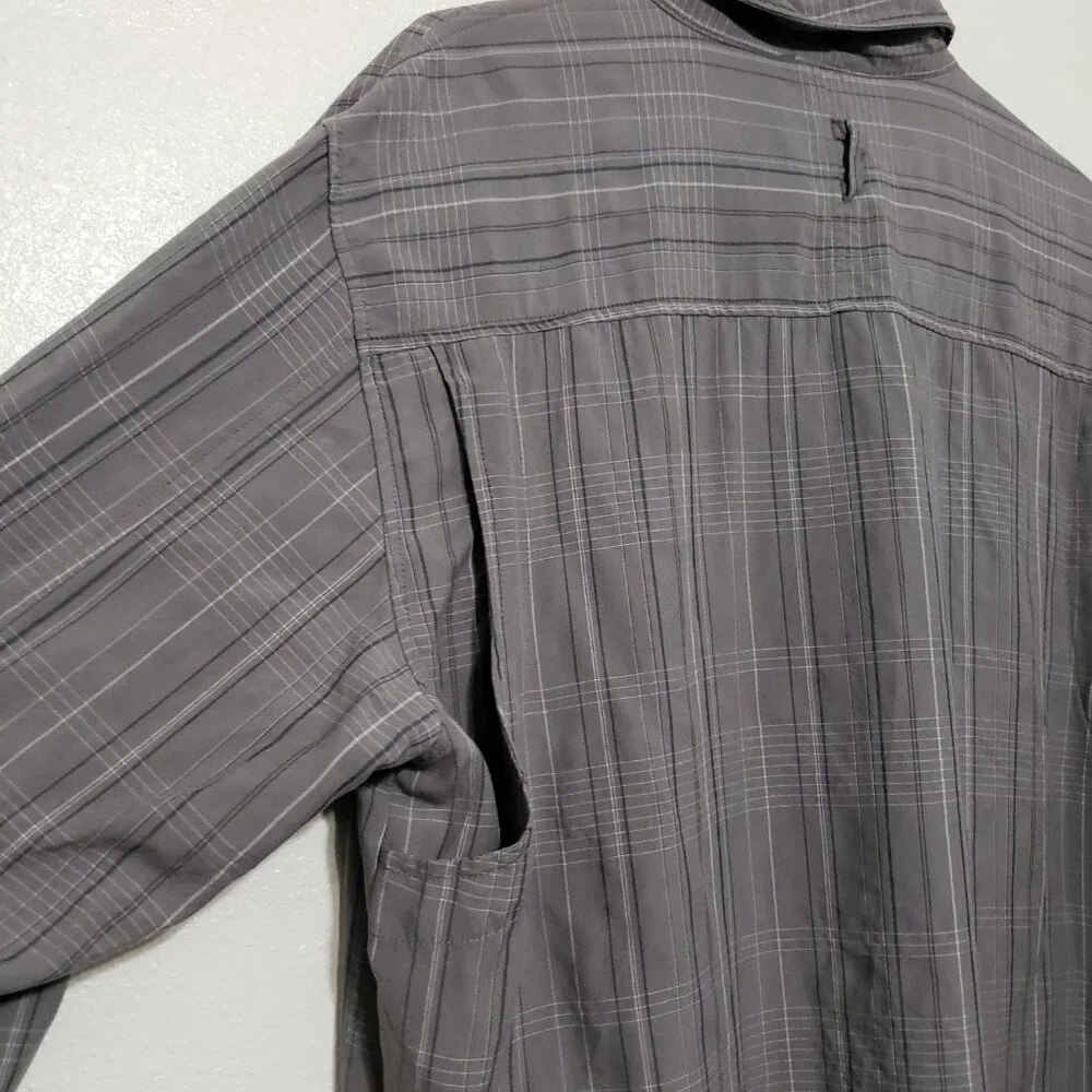 The  North Face Button Down Long Sleeve - Picture 12 of 15